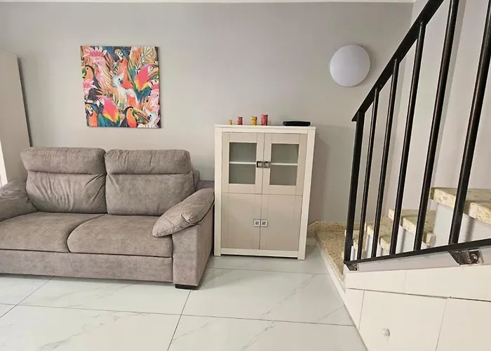 Paraiso Altemar, Duplex Americas Lägenhet